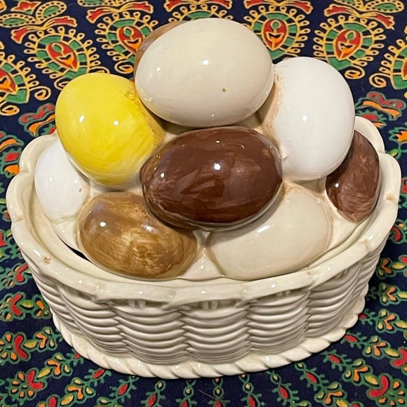 Vintage Armbee made in Japan ceramic egg basket with lid. EUC!! - Picture 8 of 16